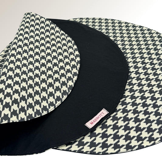 Pied de Poule placemats.