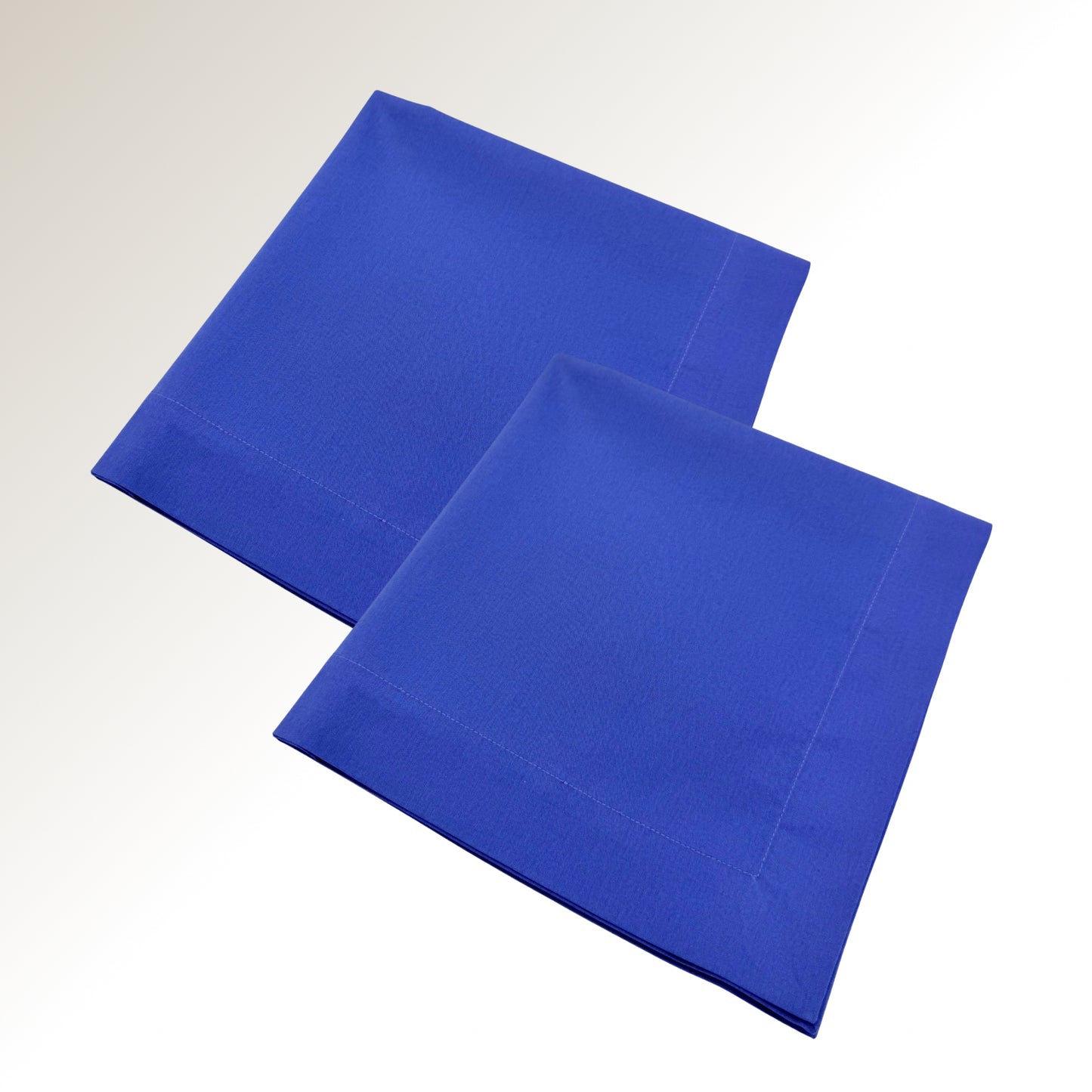 Royal blue napkin.