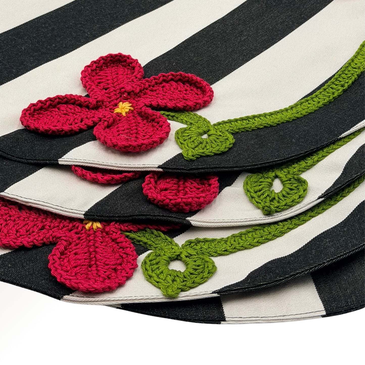 The crochet set.