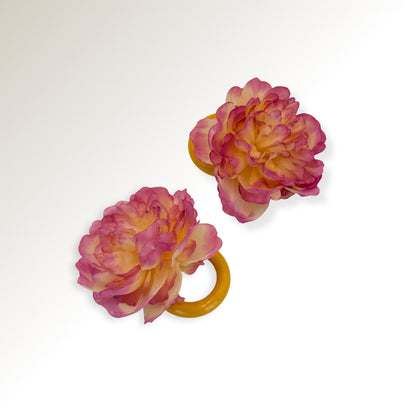 Dream flower ring.