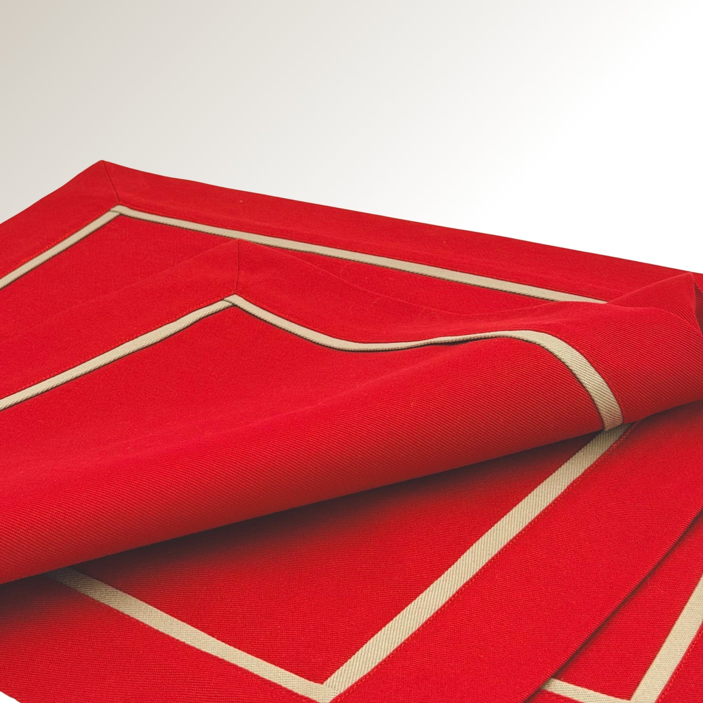 Red classic placemats.