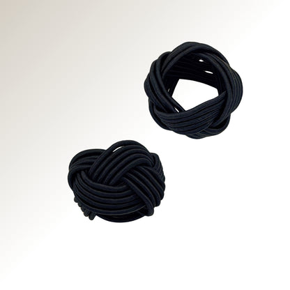 Noir ring.