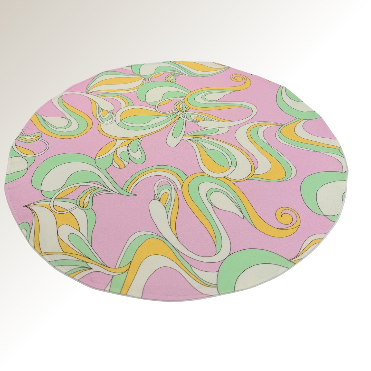 Twiggy placemats.