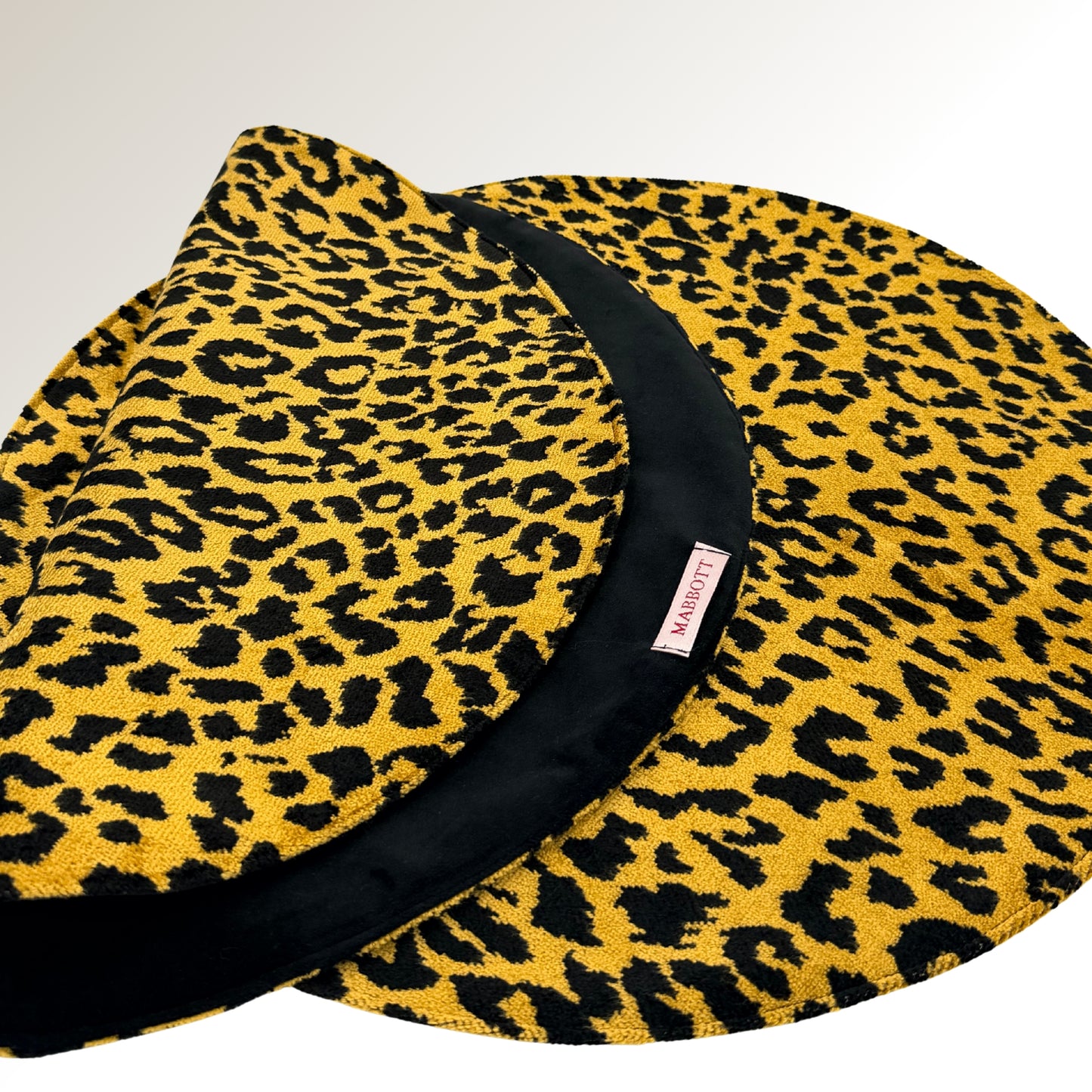 Special Leopard placemats.