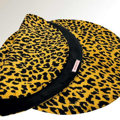 Special Leopard placemats.