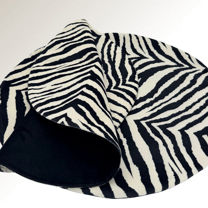 Special zebra placemats.