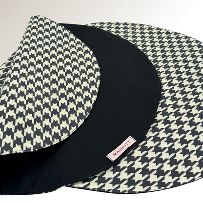Pied de Poule placemats.
