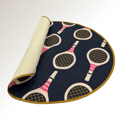 Girls’ racket placemats.