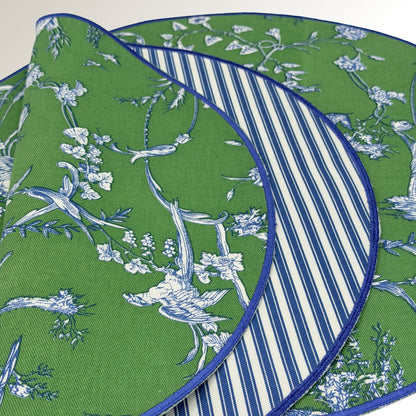 Green garden placemats.